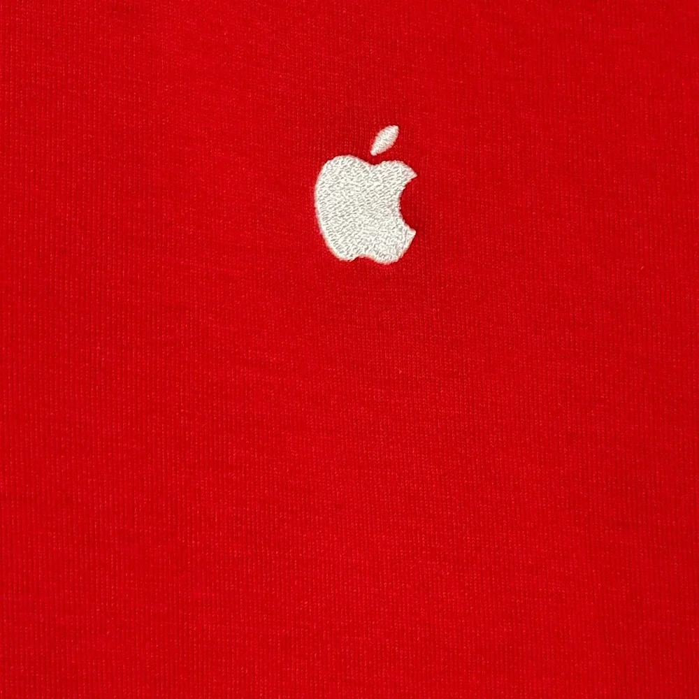 Apple Store employee red 1/4 zip pullover sweatshirt Size X-large‎